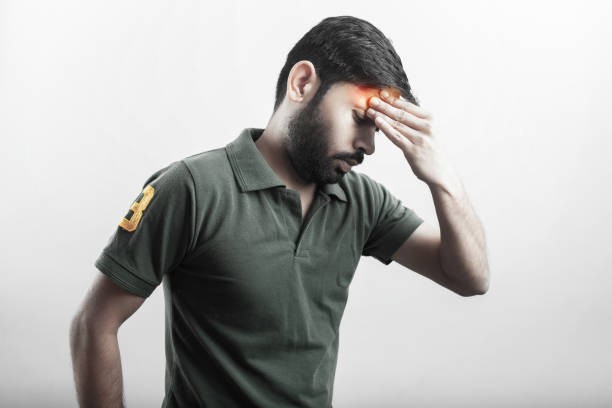 माइग्रेन के लक्षण और उपाय